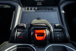 Lamborghini Urus Gear Box