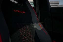 Lamborghini Urus Color Black