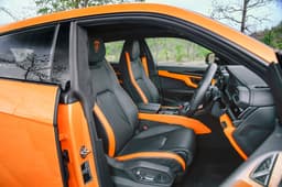 Lamborghini Urus Dashboard