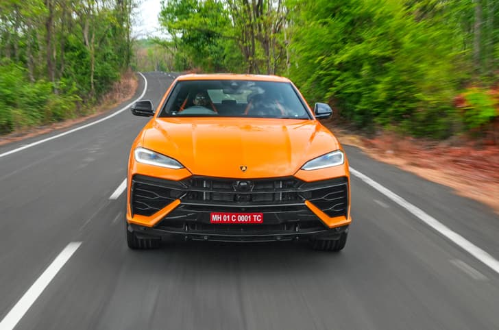 Lamborghini Urus Images