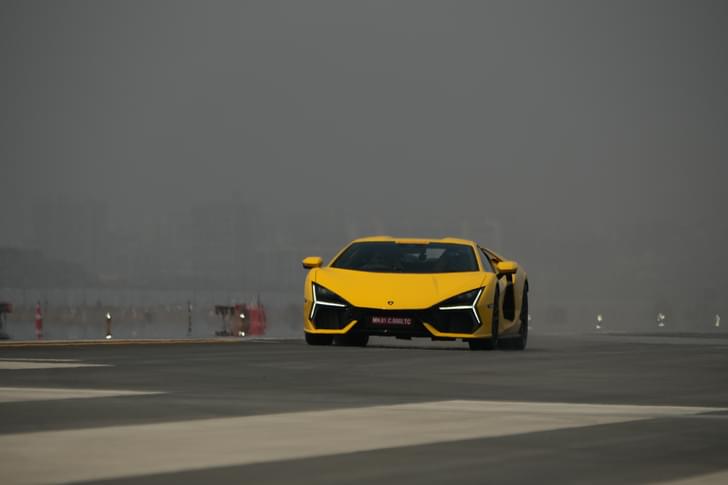 Lamborghini Revuelto Front View