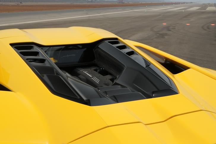 Lamborghini Revuelto Car Roof