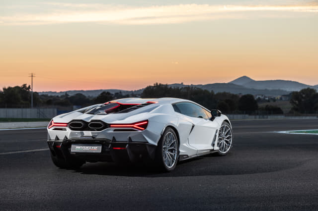 Rear View Image - 1792