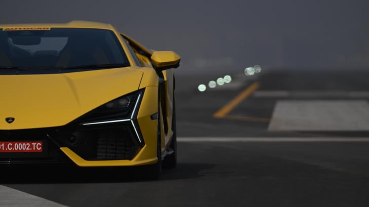 Lamborghini Revuelto Front View