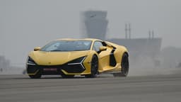 Lamborghini Revuelto Front Right Three Quarter
