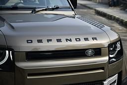 Land Rover Defender 110 Front View