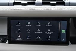 Land Rover Defender 110 Dashboard