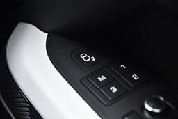 Land Rover Defender 110 Door Controls