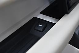 Land Rover Defender 110 Charging Ports