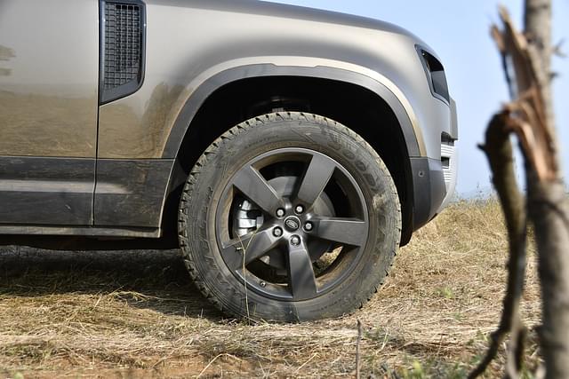 Alloy Wheels Image - 16399