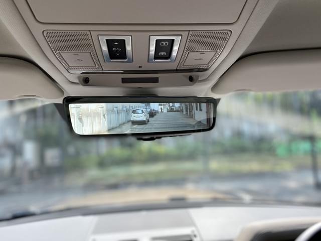 Front Windshield Image - 29215