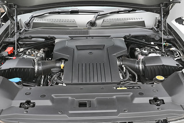 Open Bonnet Engine Shot Image - 29202