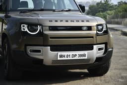Land Rover Defender Front Right Three Quarter