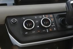 Land Rover Defender Infotainment System
