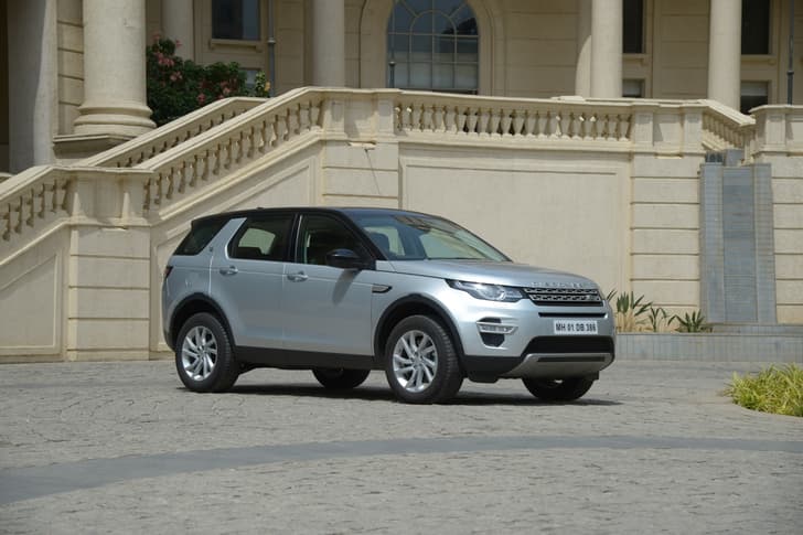 Land Rover Discovery Sport Images