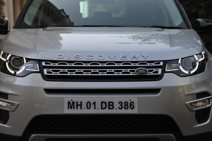 Land Rover Discovery Sport Front View
