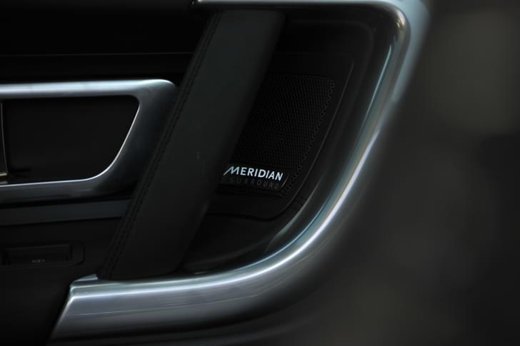 Land Rover Discovery Sport Door Controls