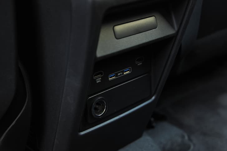 12V Power Outlets
