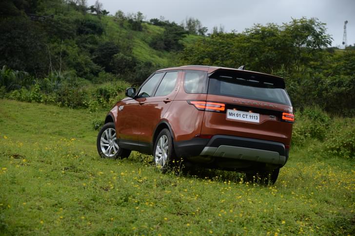 Land Rover Discovery Rear View