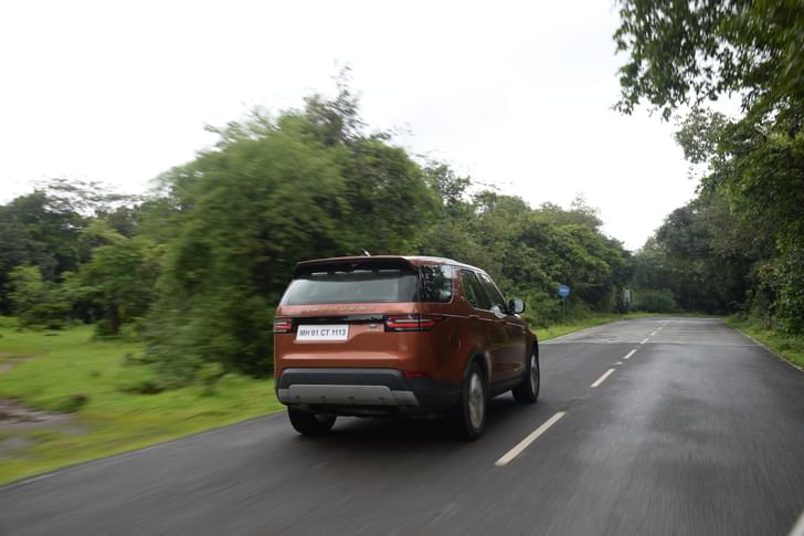 Land Rover Discovery Rear View