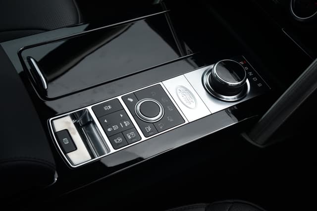 Elevating Gear Knob Image - 11781