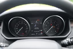 Land Rover Discovery Dashboard