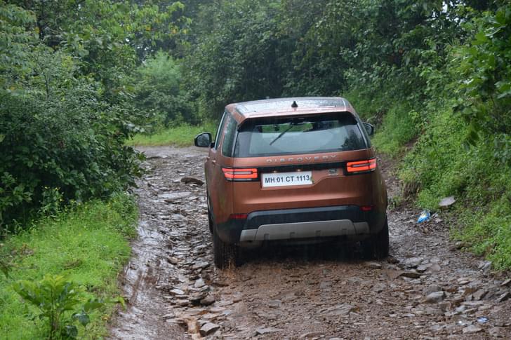 Land Rover Discovery Rear View
