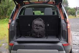 Land Rover Discovery Rear View