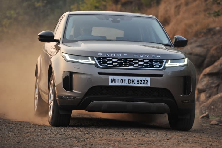 Land Rover Range Rover Evoque Front Left Three Quarter