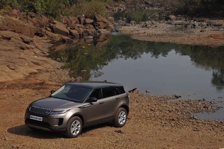 Land Rover Range Rover Evoque Front View