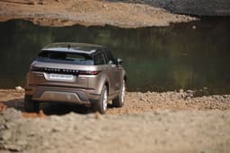 Land Rover Range Rover Evoque Rear View