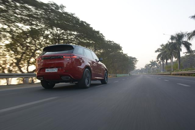 Rear View Image - 317