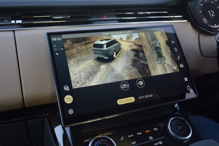 Land Rover Range Rover Sport Infotainment System