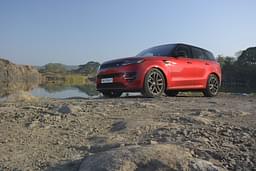 Land Rover Range Rover Sport Front Right Three Quarter