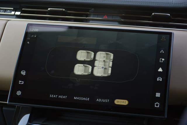 Infotainment System Image - 424