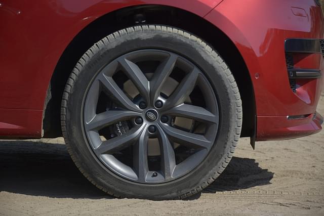 Alloy Wheels Image - 440