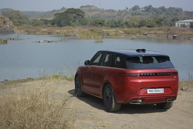 Rear View Image - 445