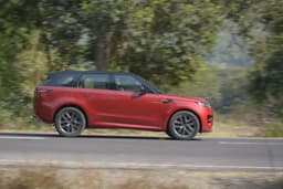 Land Rover Range Rover Sport Front Right Three Quarter