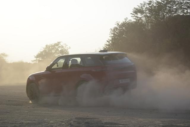 Rear View Image - 399