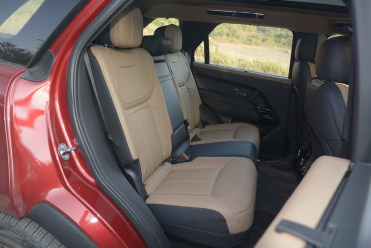 Land Rover Range Rover Sport Second Row Seats