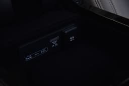 Land Rover Range Rover Velar 12V Front Power Outlet