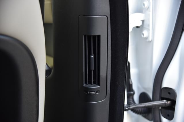 Ac Vents Rear Image - 225