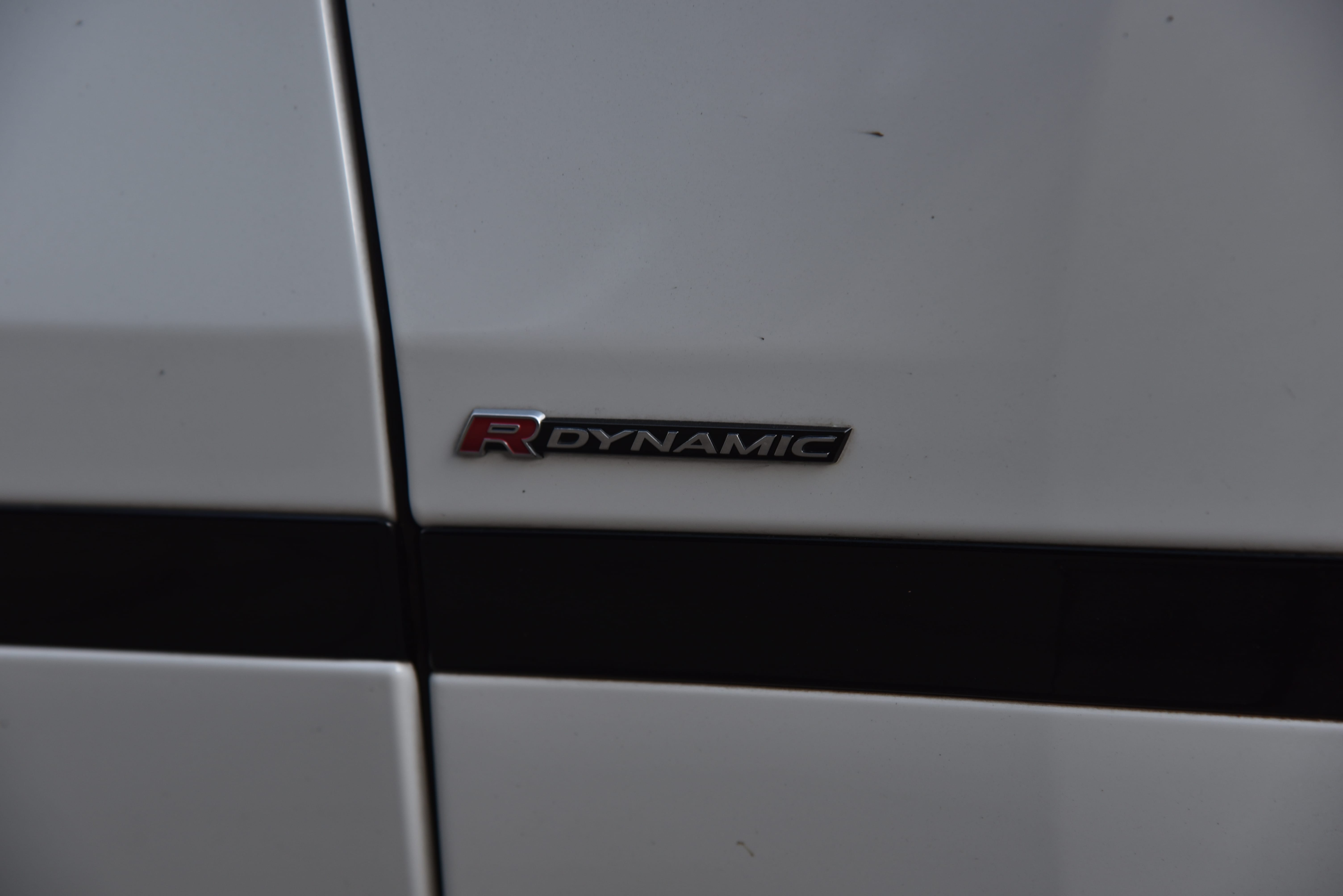 Land Rover Range Rover Velar Rear Badge Image – Range Rover Velar ...