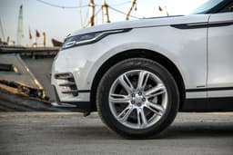 Land Rover Range Rover Velar Front Right Three Quarter