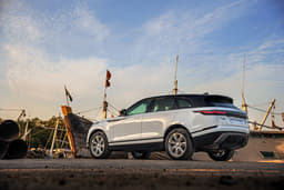 Land Rover Range Rover Velar Front Right Three Quarter