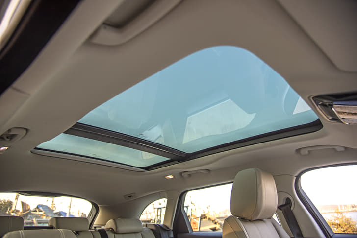 Land Rover Range Rover Velar Sunroof