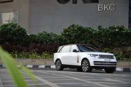 Land Rover Range Rover Range Rover Front Left Three Quarter