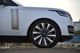Land Rover Range Rover Front Left Three Quarter