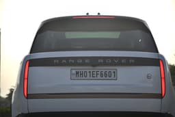 Land Rover Range Rover Rear View