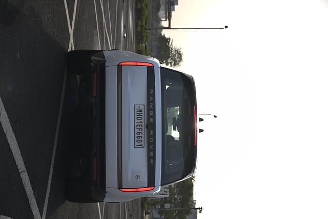 Rear View Image - 3818